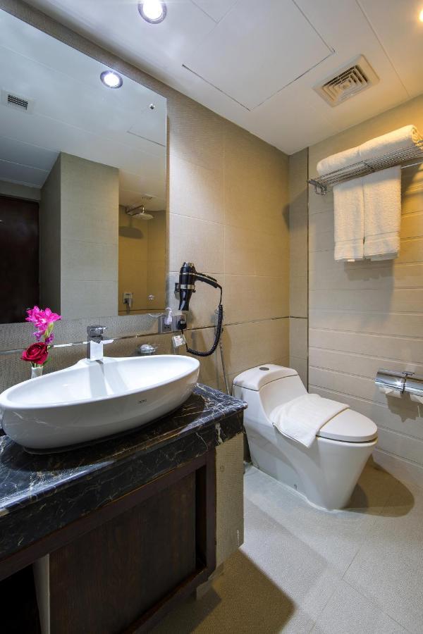 Grand Palace Hotel & Resorts Sylhet Exterior photo