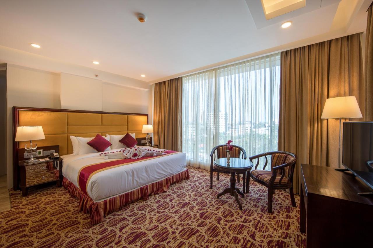 Grand Palace Hotel & Resorts Sylhet Exterior photo