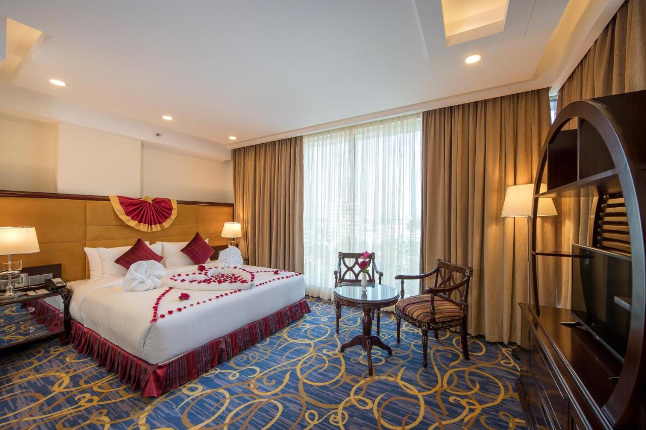 Grand Palace Hotel & Resorts Sylhet Exterior photo